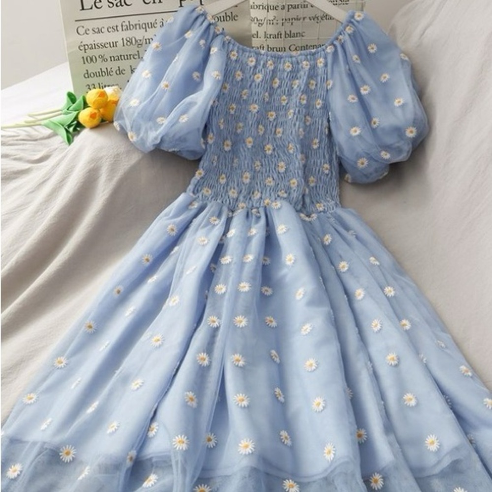 YesStyle daisy puff sleeve dress